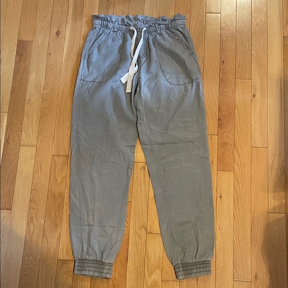 Harlow Pants - Lightweight women’s pants